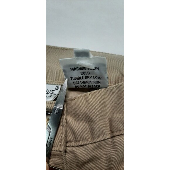 Newport News Women Size 8 27" EasyStyle Khaki Shorts 5.5" Inseam Vintage 90s - Picture 3 of 6